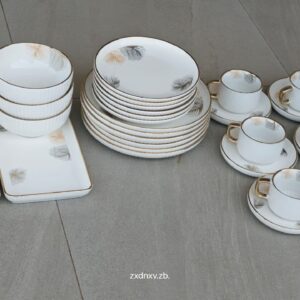 Elegant European Porcelain Dinner set 32pcs Dinner set