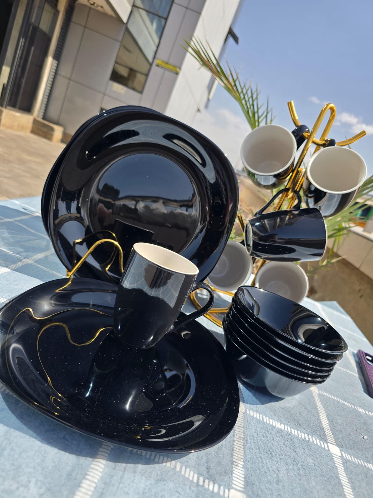 18pcs ALL BLACK CERAMIC DINNER SET